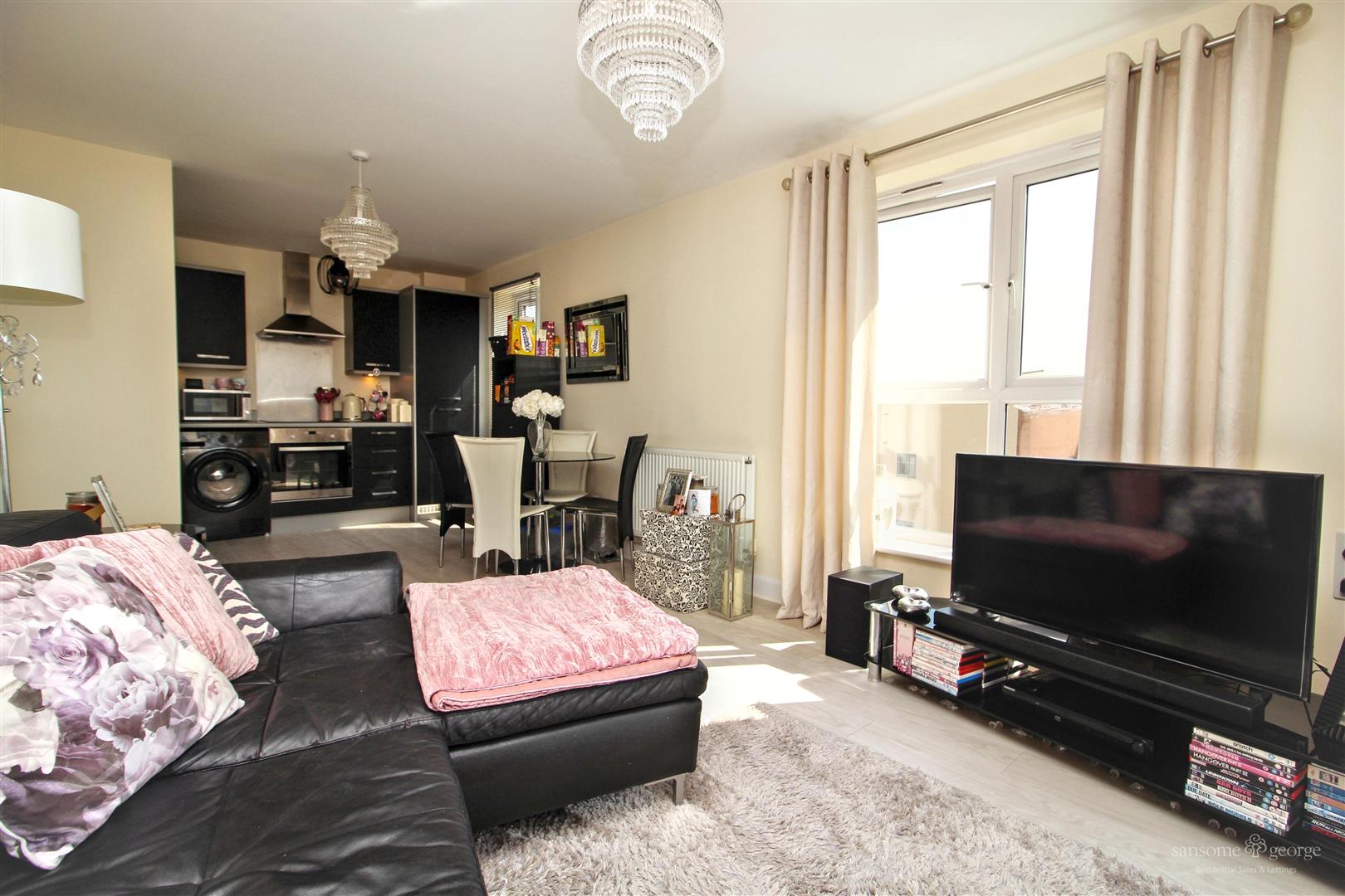 Moulsford Mews, Reading